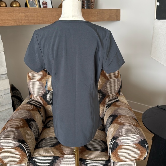 Easy Stretch Scrub Top - Picture 4 of 7